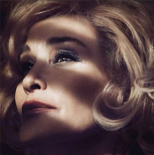 Η Jessica Lange πρωταγωνιστεί στην καμπάνια Marc Jacobs Beauty